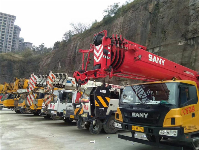 宛城区吊车出租按什么计费？台班费、单次费、里程费怎么算？