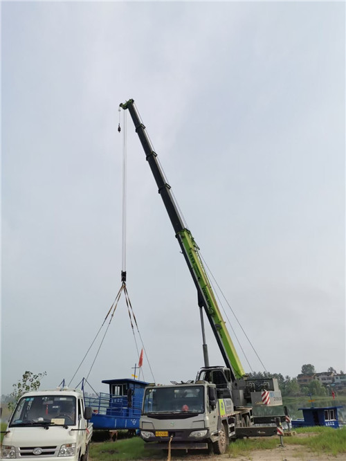 宛城区桥梁建设吊装案例
